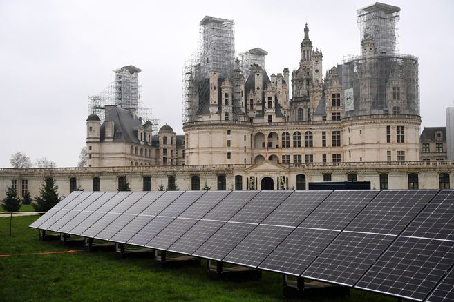 les députés rejettent la surtaxe sur les mutuelles dans le cadre du plfss 2026, soulignant un désaccord sur cette mesure fiscale importante.