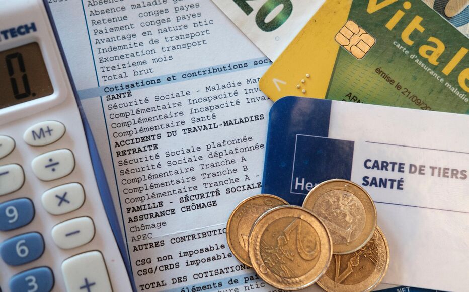 découvrez les raisons de la hausse des tarifs des complémentaires santé et comment protéger votre budget face à cette augmentation.