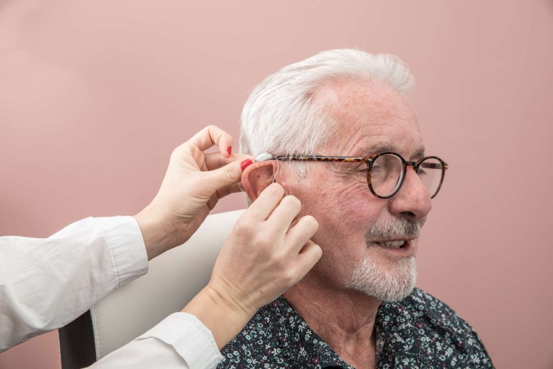 découvrez l'ouverture du marché des prothèses auditives et les nouvelles opportunités pour améliorer l'accès aux aides auditives de qualité.